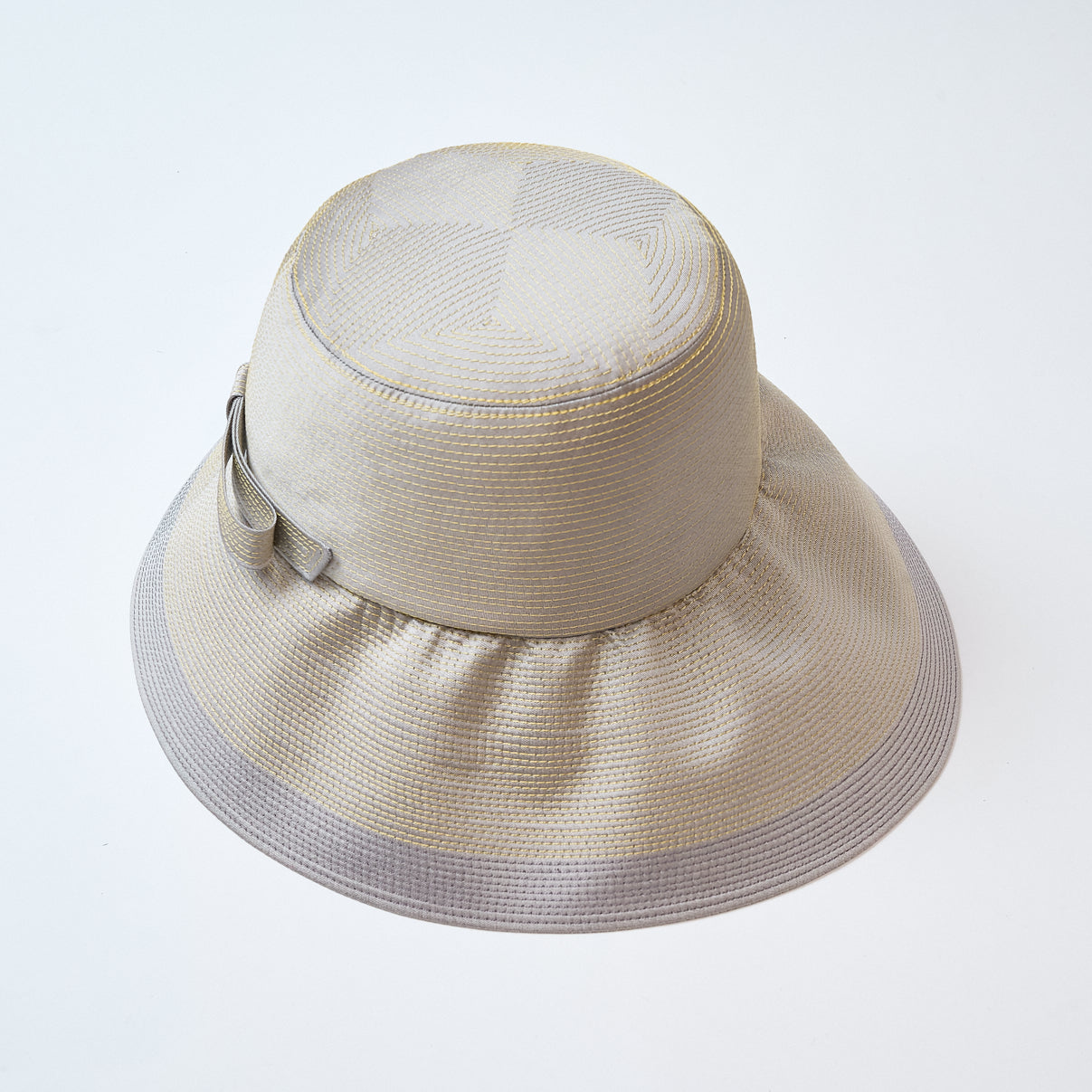 嵐田シルクキャペリン