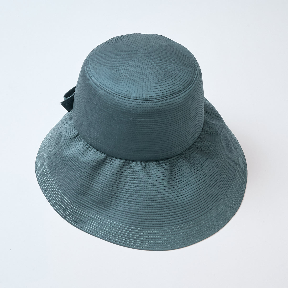 嵐田シルクキャペリン