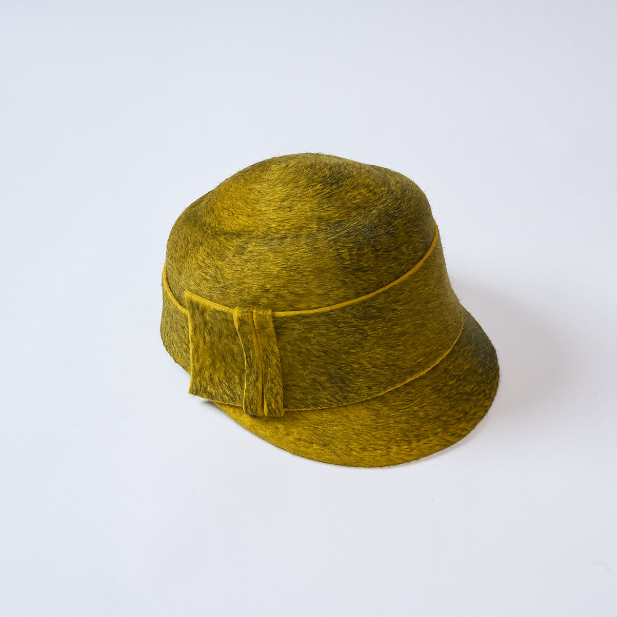 ベロアメドゥーサキャップ