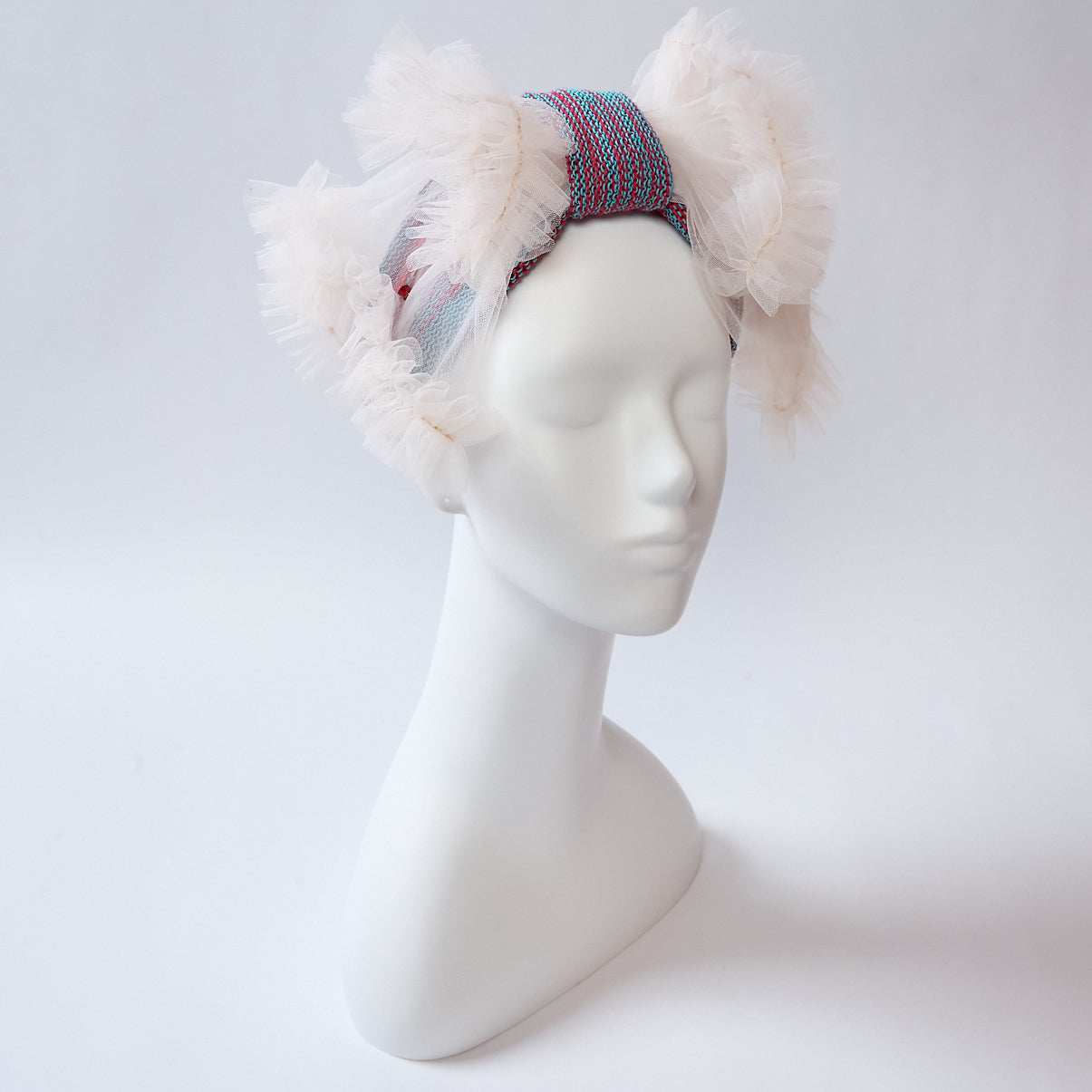 Knit frilly hair band