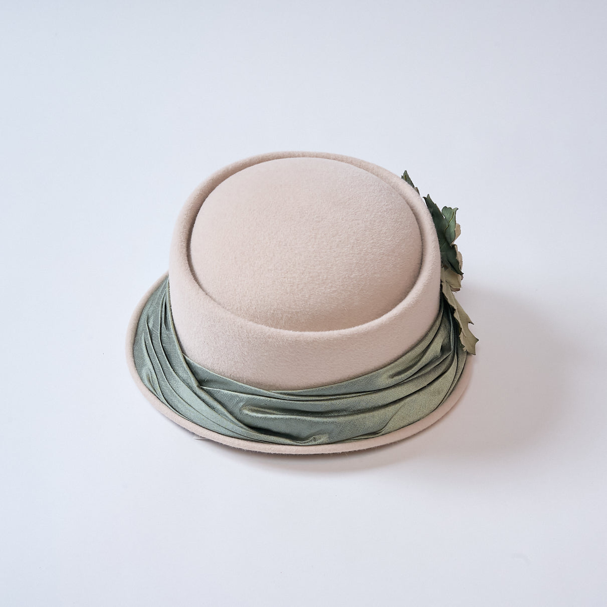 Velvet hat with flower decoration