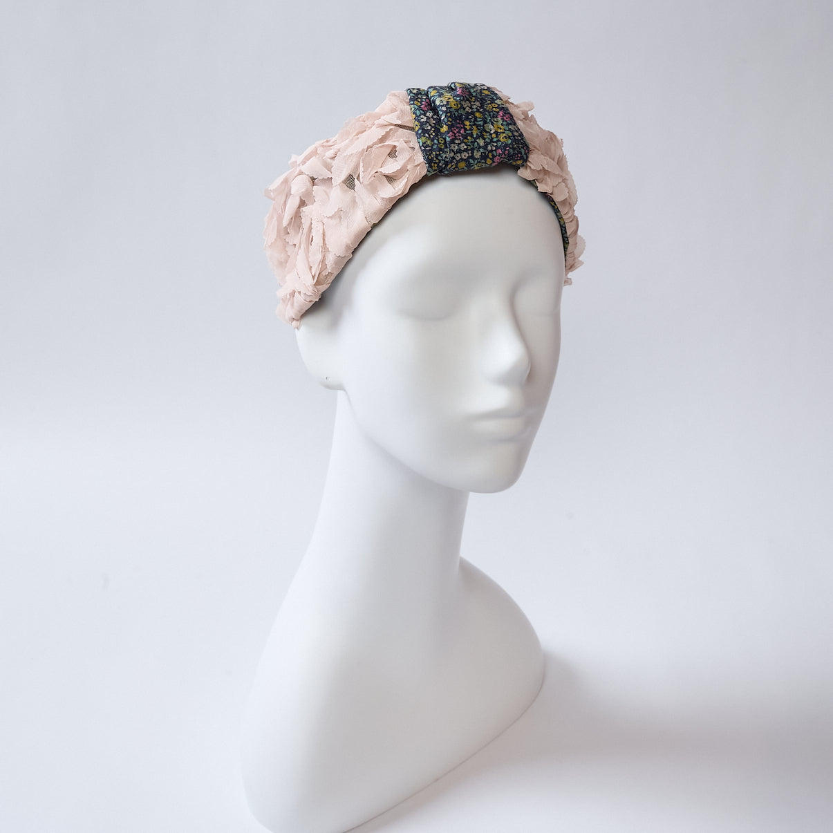 Flower frill hair band