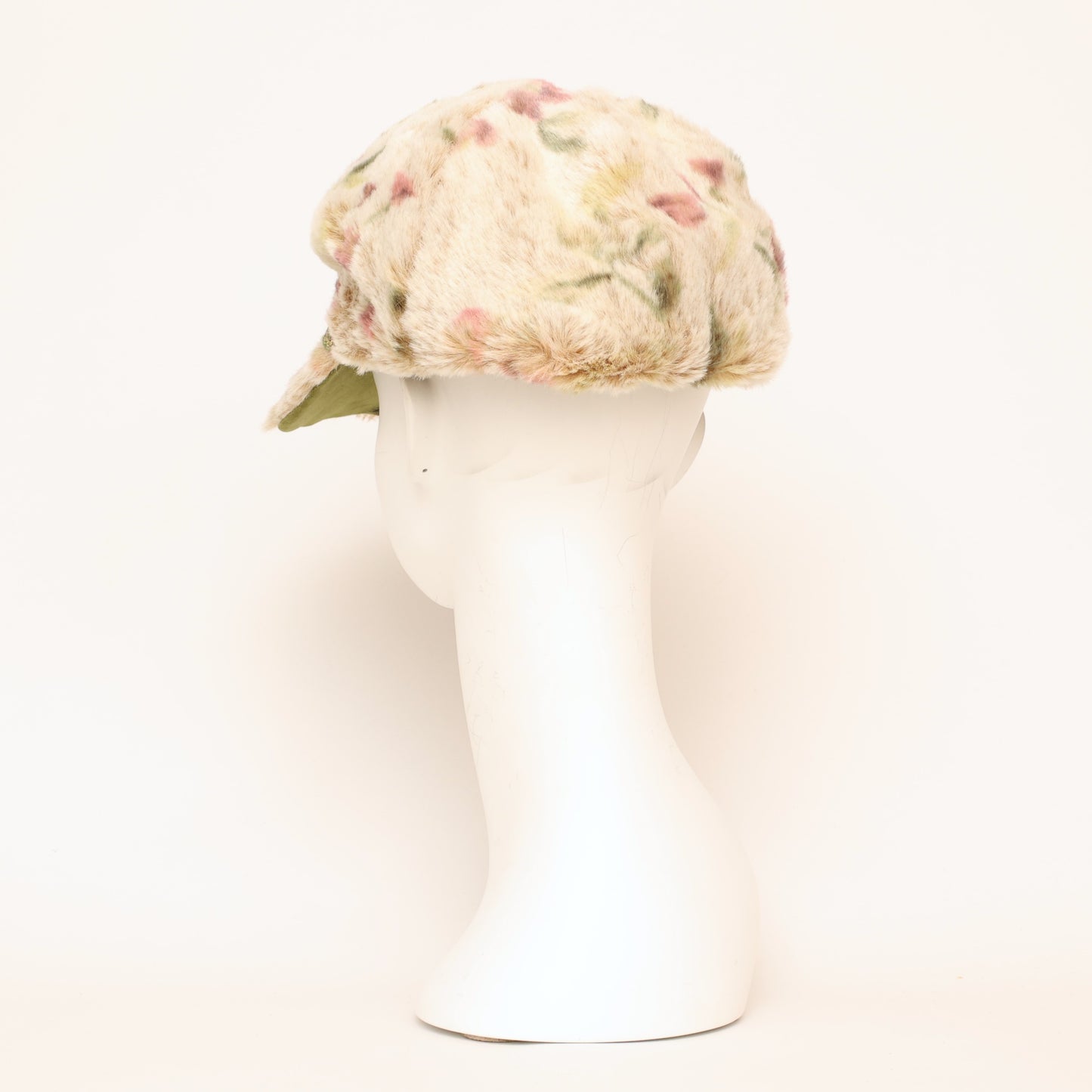 Floral fur cap