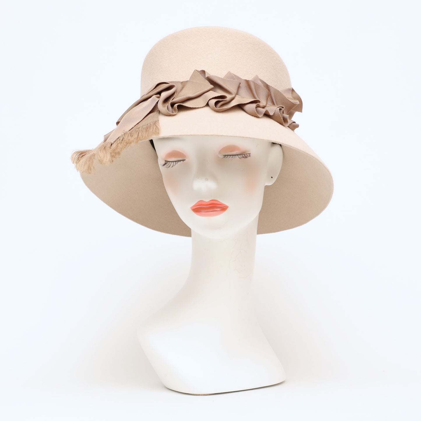 M-94-51 G Beige High-quality Velvet