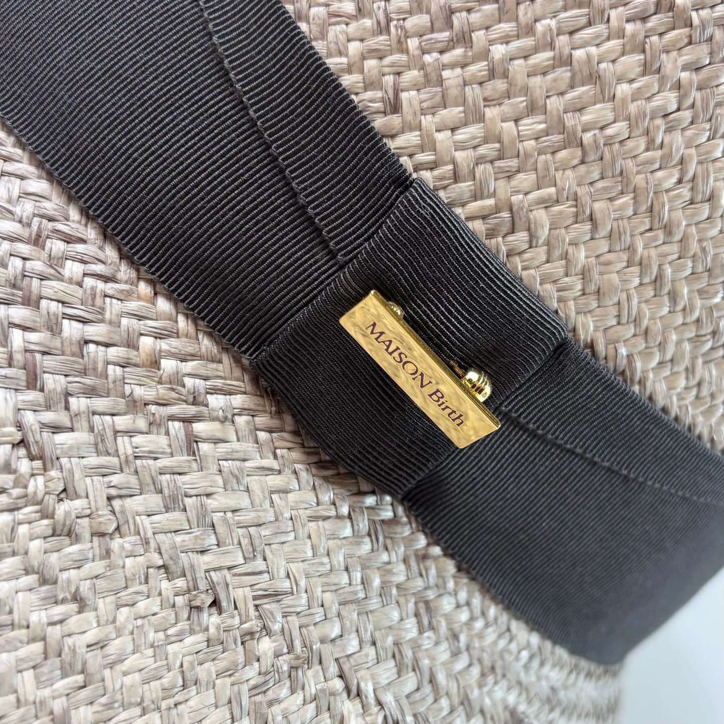 RAFFIA UNEVEN HAT