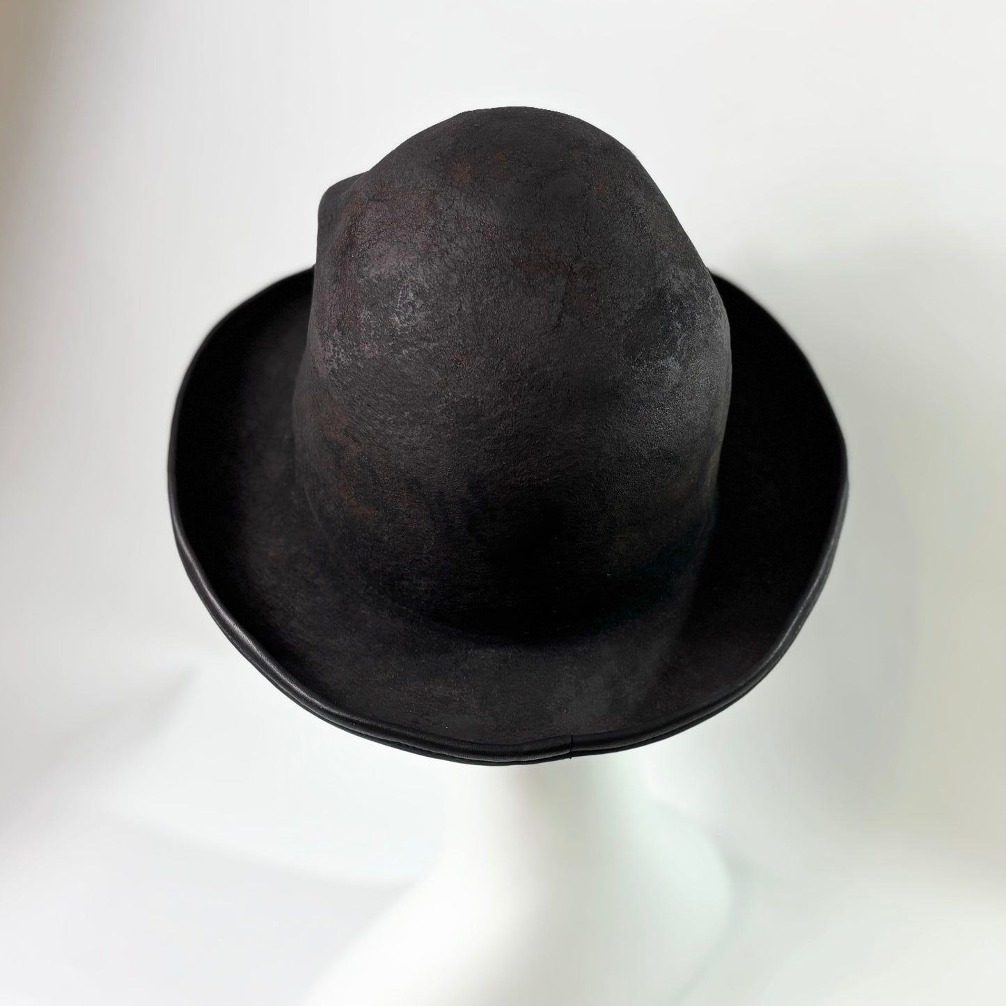 Leather piping skull hat