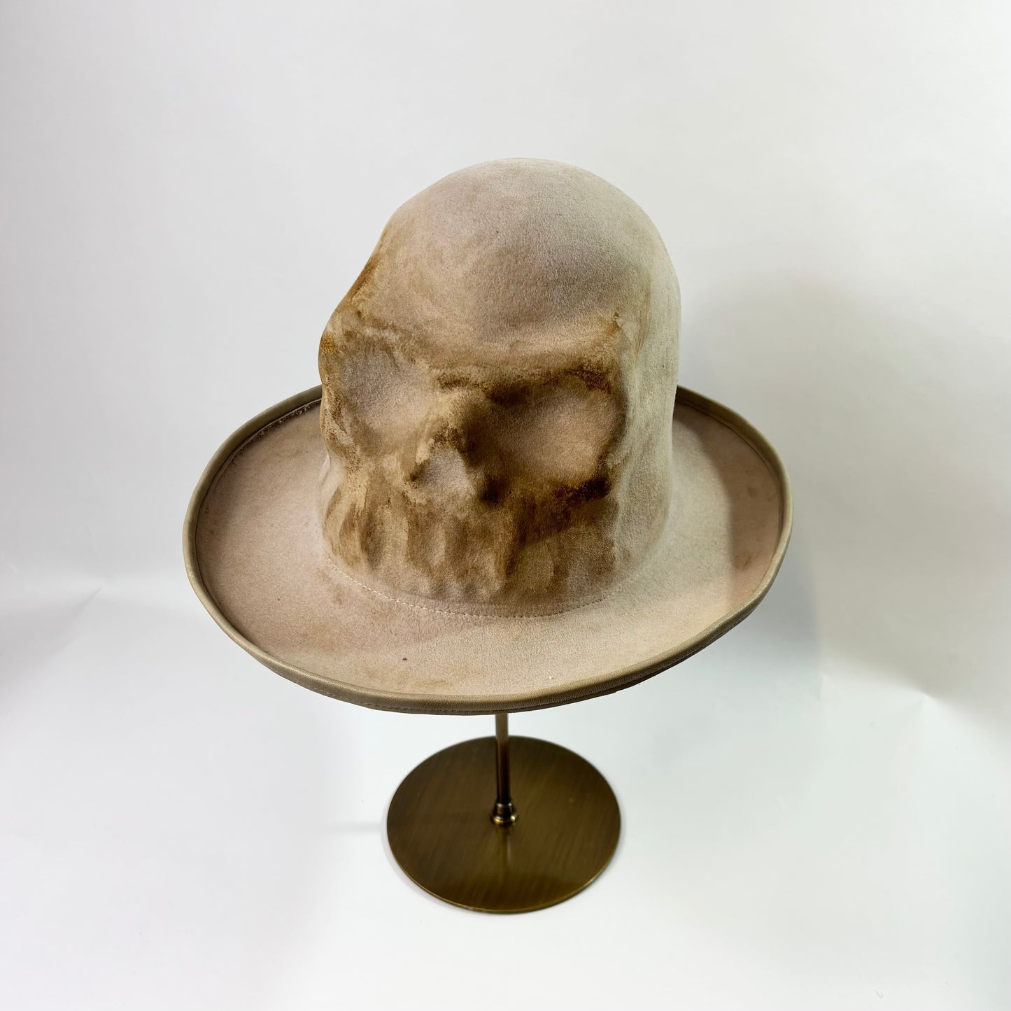 Leather piping skull hat