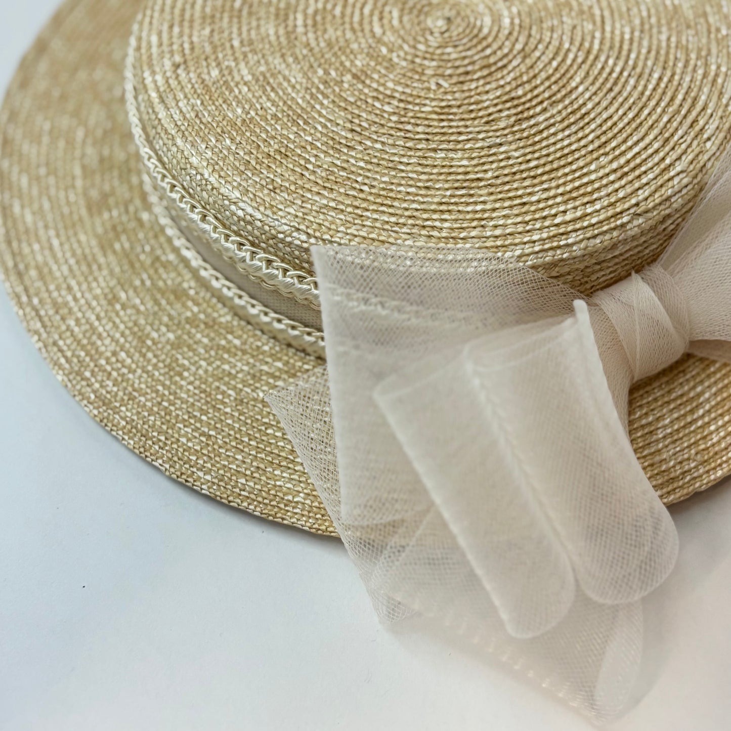 Extra fine straw mini canotier