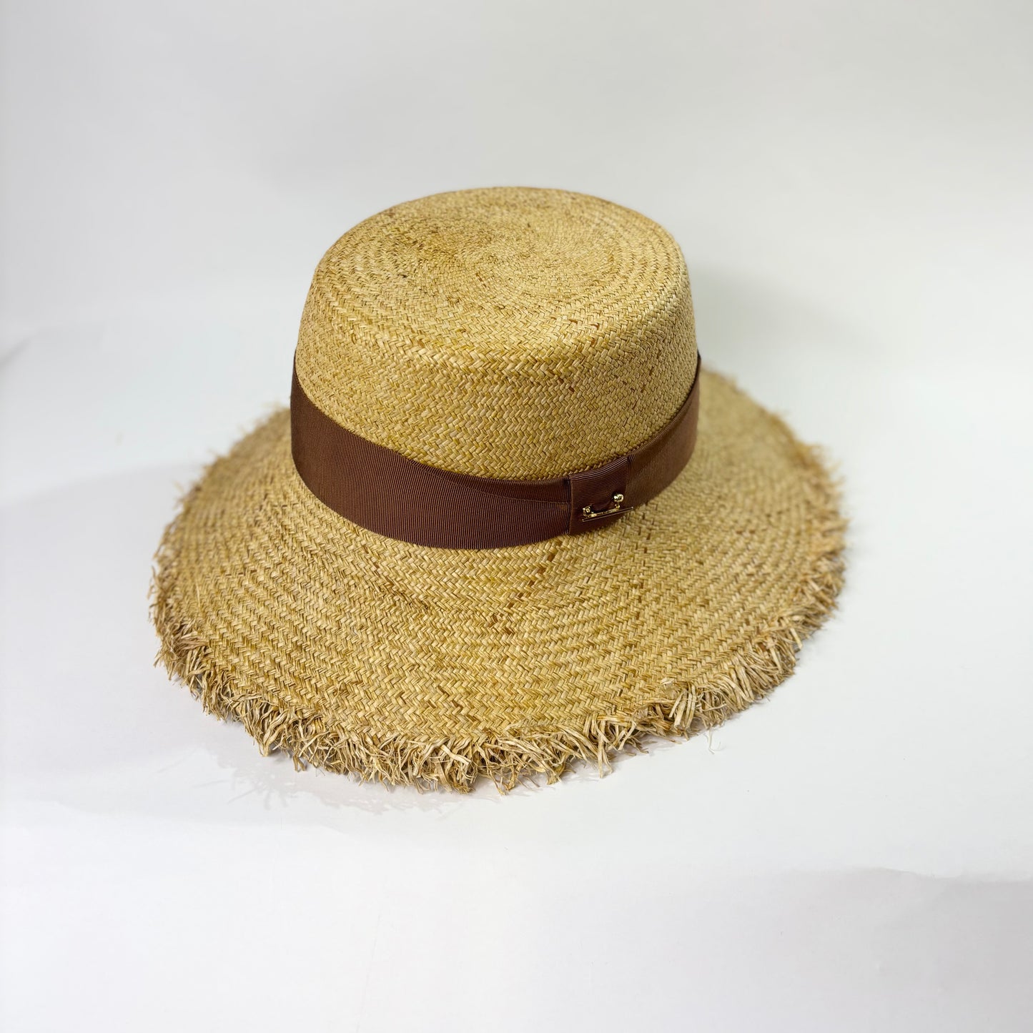 RAFFIA UNEVEN HAT