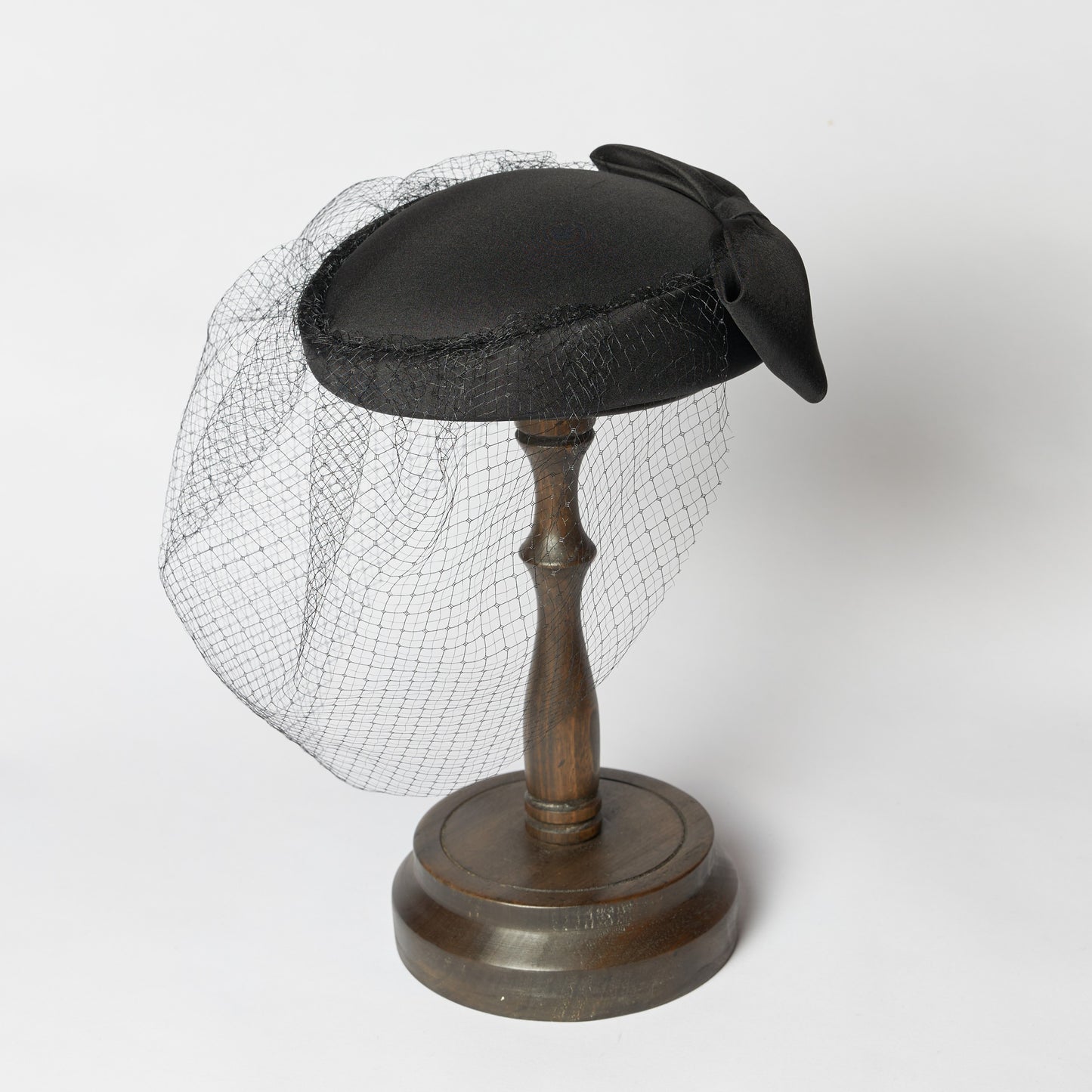 ベール付きカクテルハット