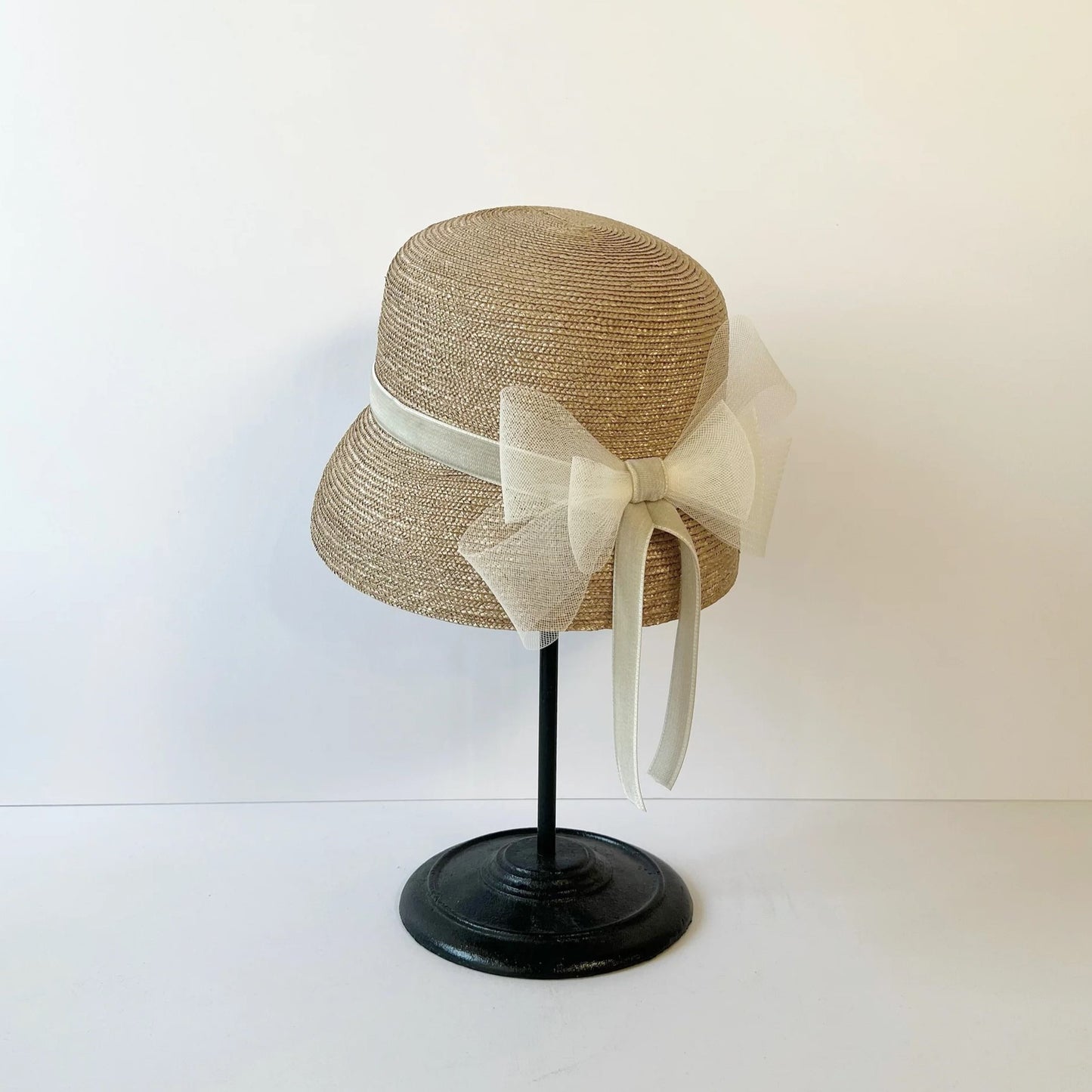 Back ribbon bird cage crochet