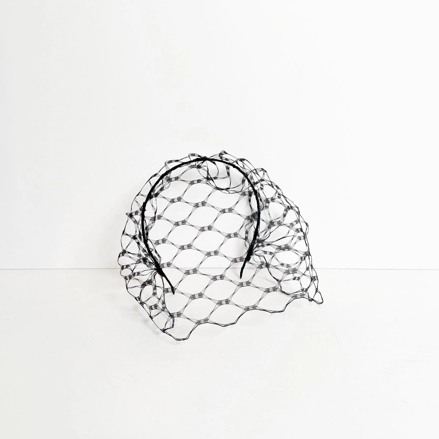 Honeycomb Veil headband(Black)