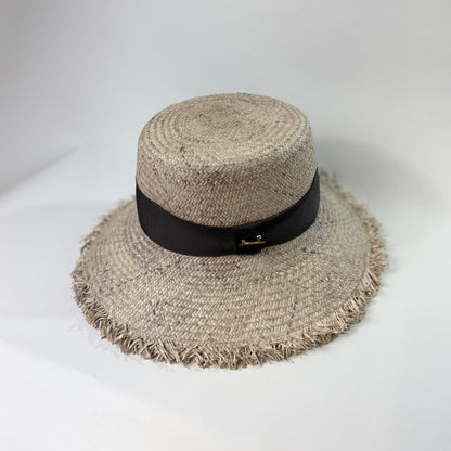 RAFFIA UNEVEN HAT