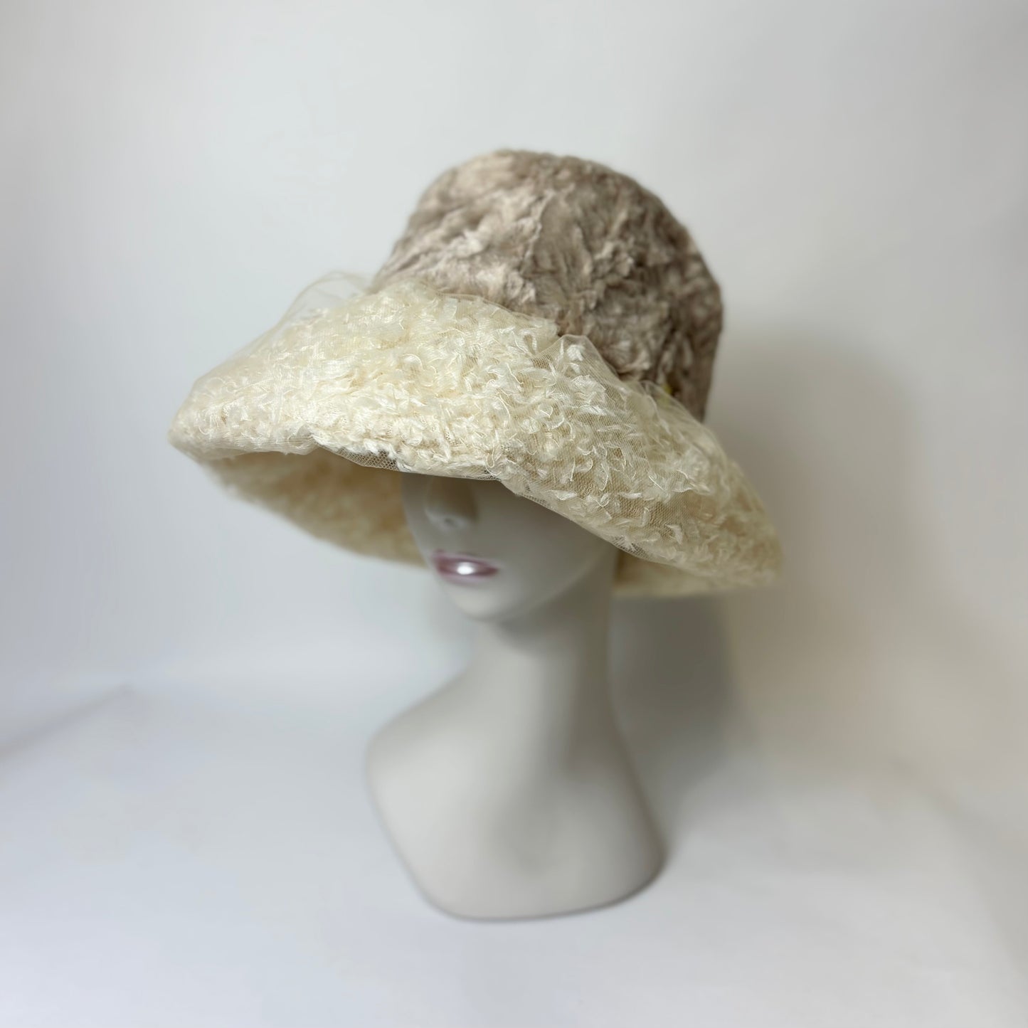 おしゃれ泥棒クロシェ