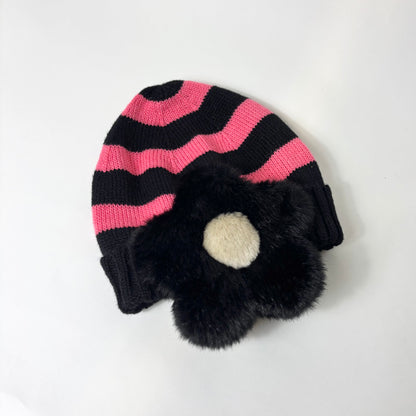 花びら耳付きニットキャップ