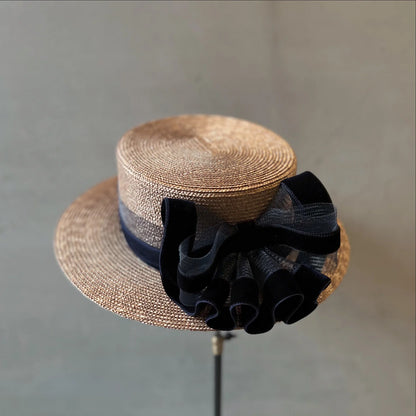 Plump flill straw canotier